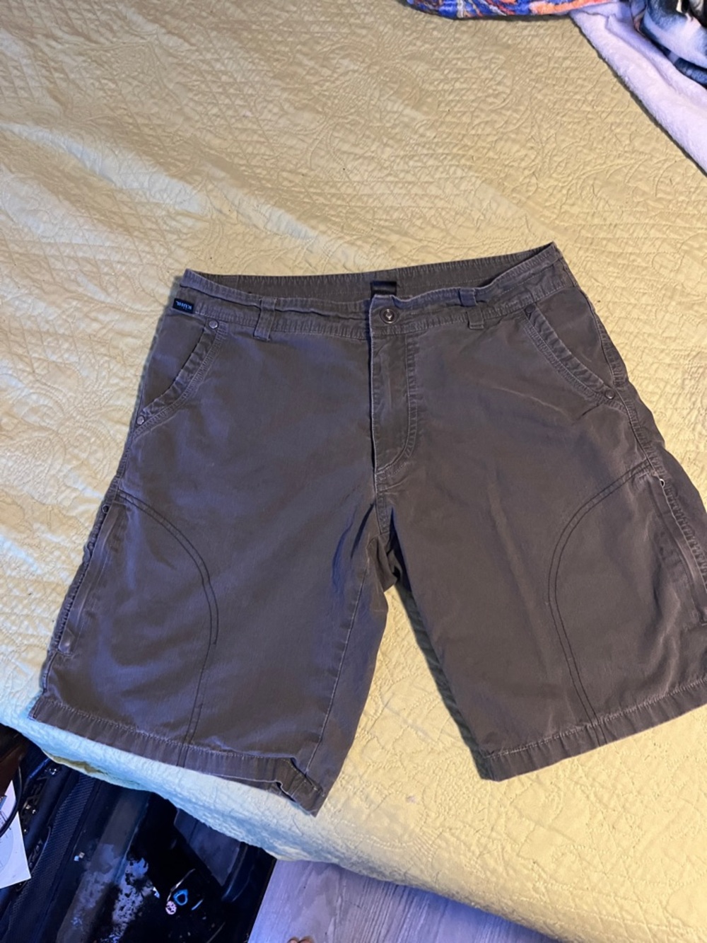 Men's Kuhl Green Casual Hiking Shorts Sz 32